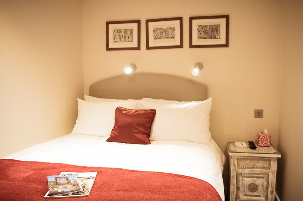 Ziggurat Boutique Hotel Saint Peter Port Exterior foto